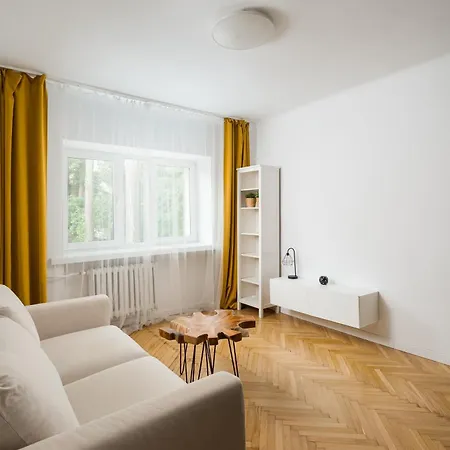 Nowolipki Bright By Bookinghost