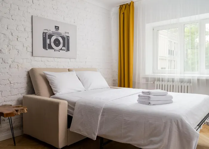 Nowolipki Bright By Bookinghost