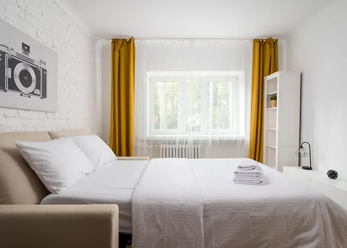 Nowolipki Bright By Bookinghost