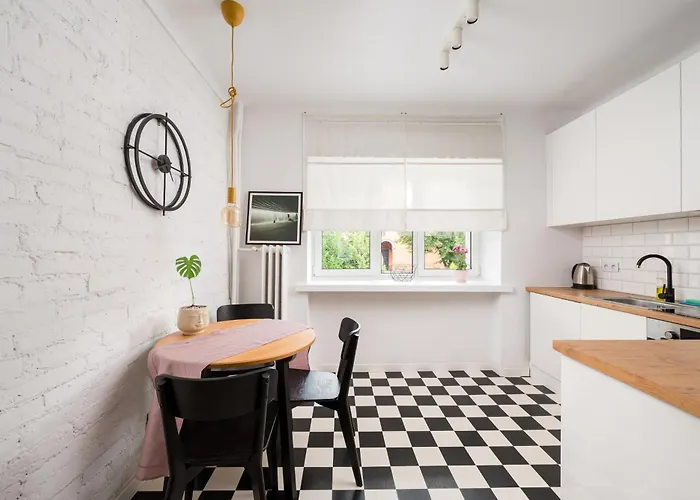 Nowolipki Bright By Bookinghost *